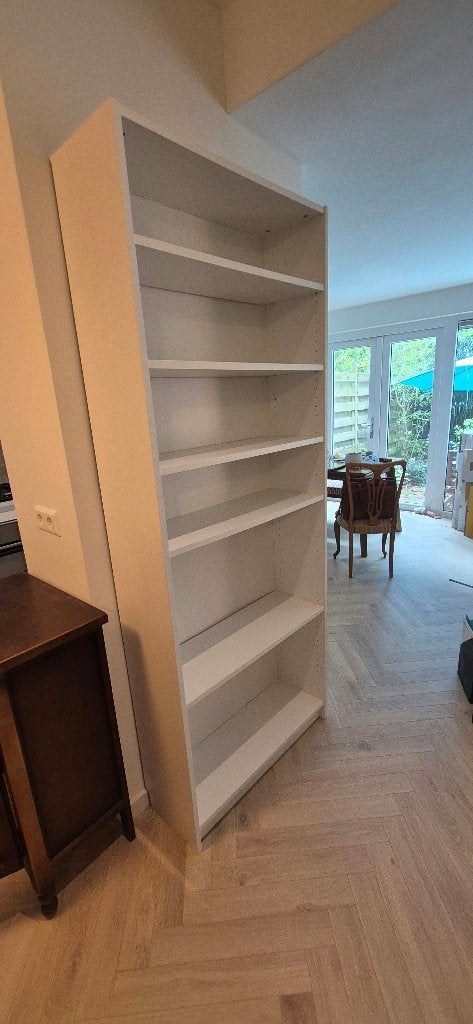 Witte IKEA BILLY boekenkast met 6 legplanken in goede staat, Ophalen, Met plank(en), Gebruikt, 200 cm of meer