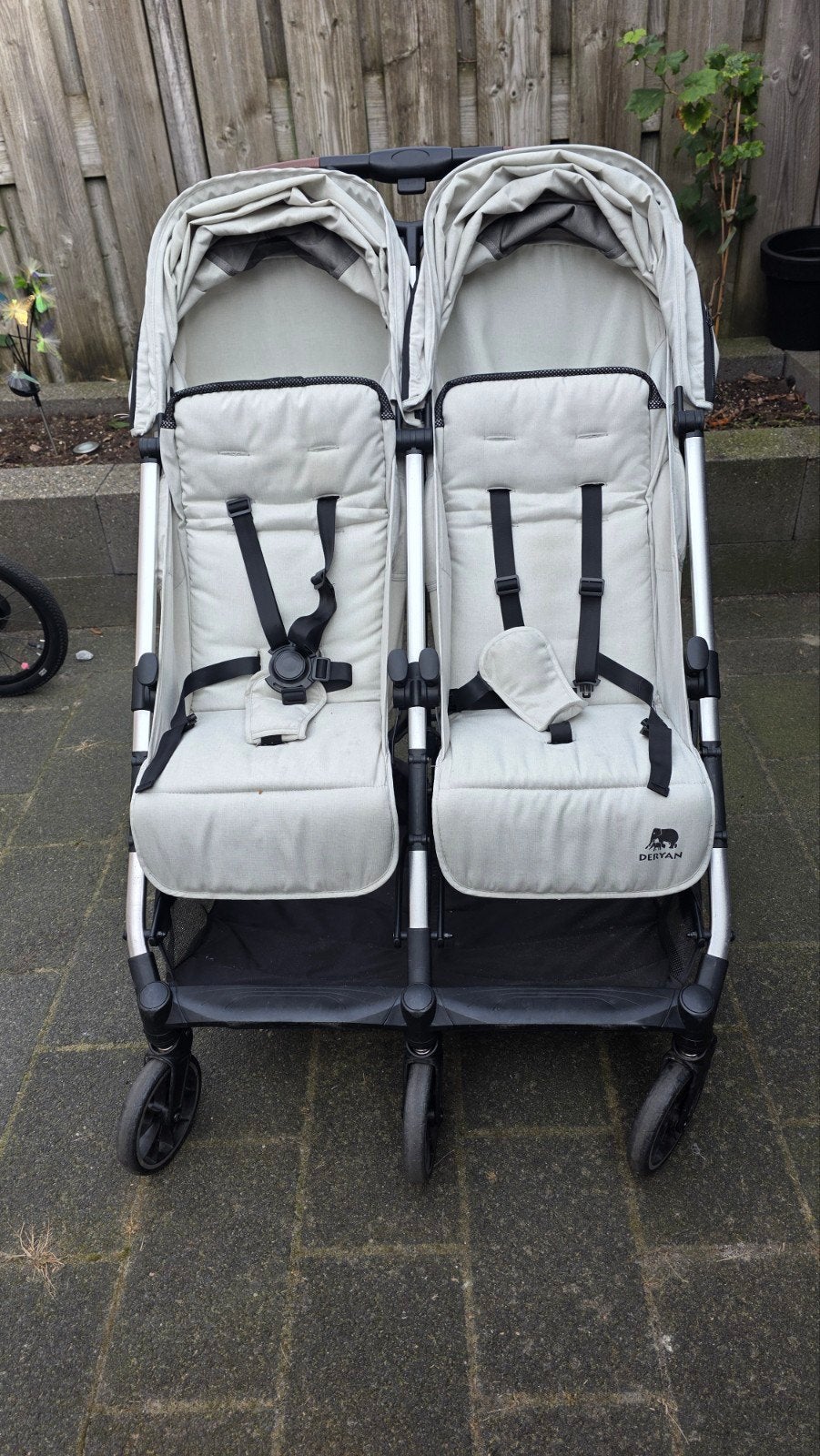 deryan tweeling buggy, Kinderen en Baby's, Ophalen, Gebruikt, Kinderwagen of Buggy