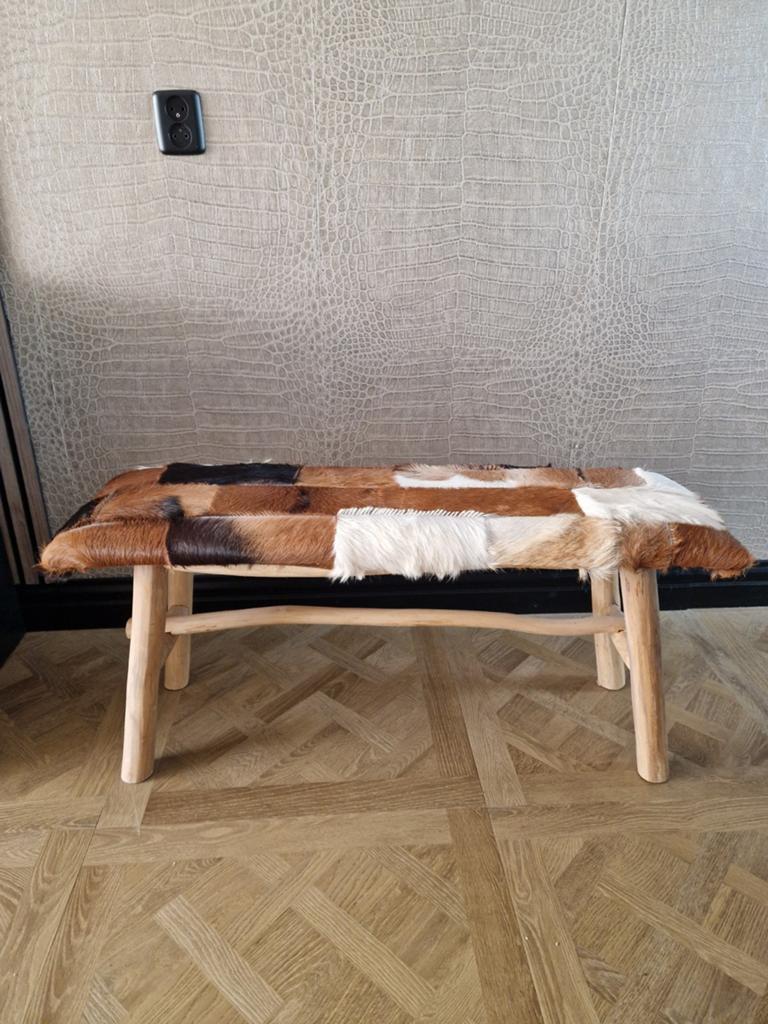 Patchwork Krukje van Koeienhuid - Uniek en Stijlvol, Ophalen, Minder dan 50 cm, Zo goed als nieuw, Landelijk, Bohemian, Eclectisch