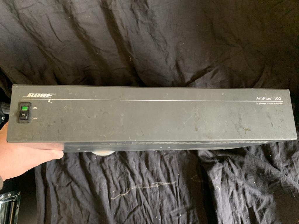 Bose Amplus 100V versterker, Verzenden, Gebruikt, Audio