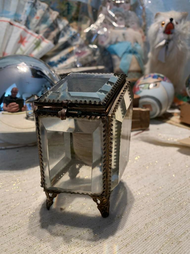 Bijzonder Frans brocante horloge kastje geslepen glas ormolu, Ophalen of Verzenden