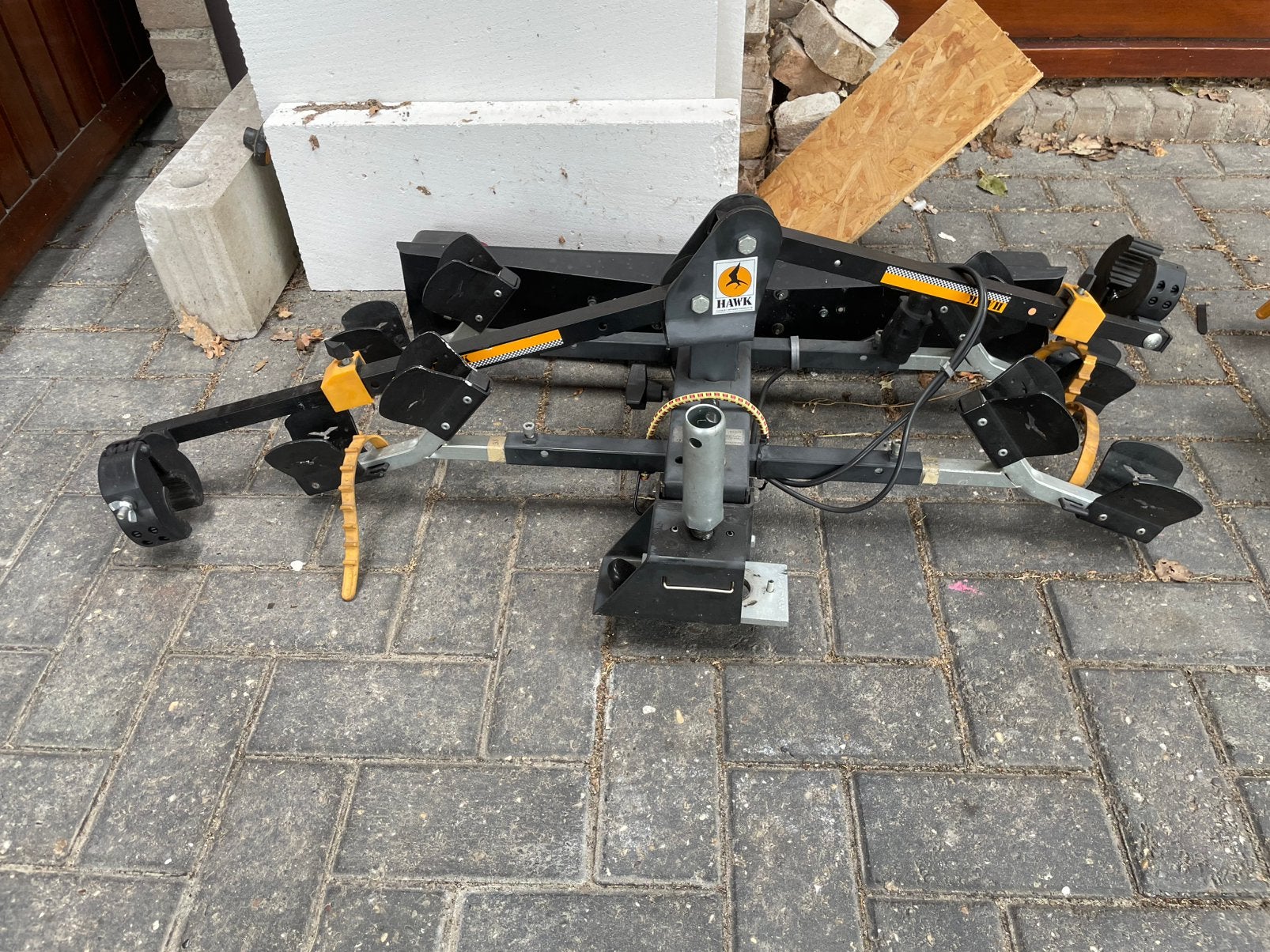 Fietsendrager Hawk, Ophalen, 2 fietsen, Zo goed als nieuw, Trekhaakdrager