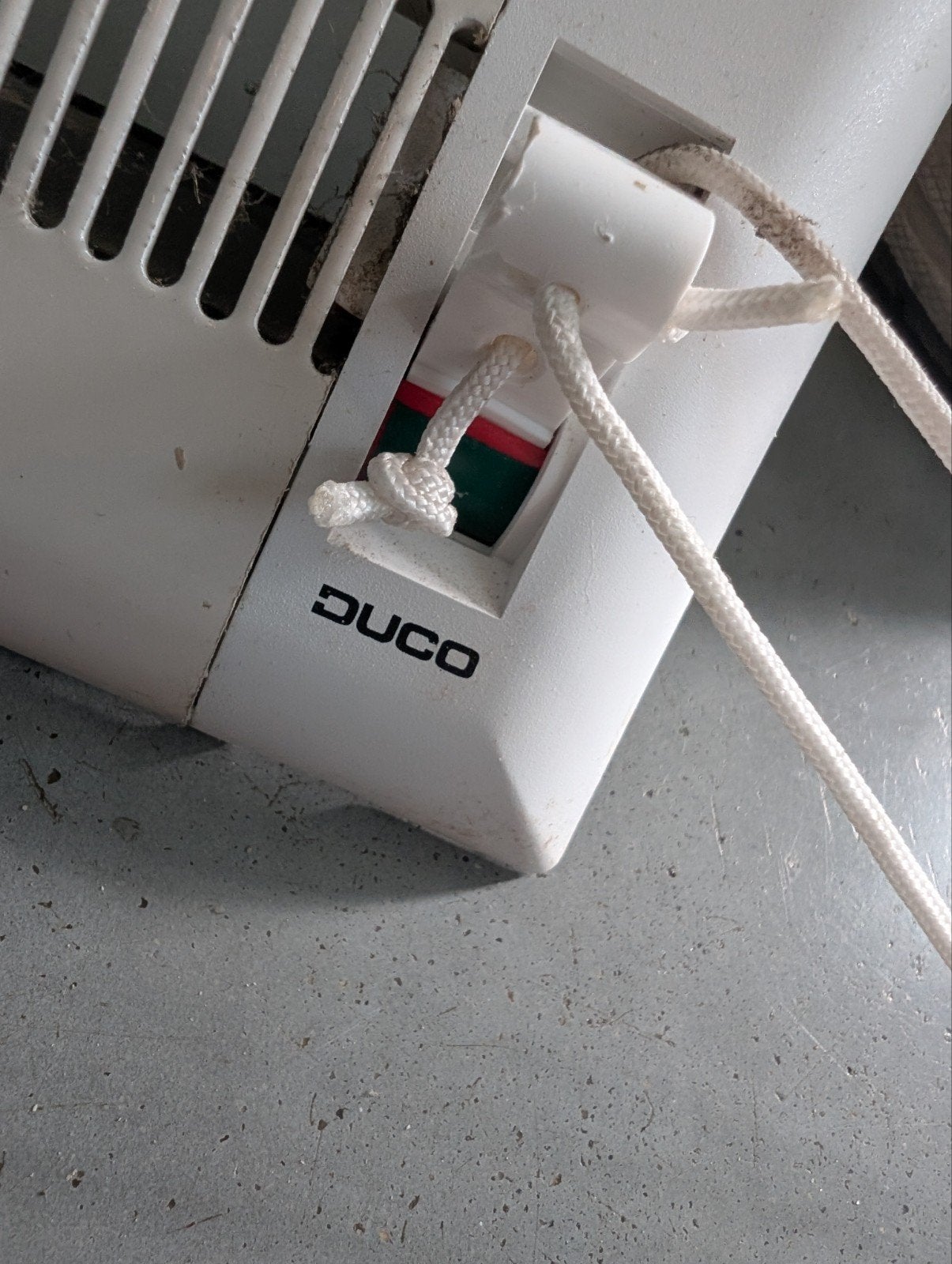 2x Duco ZR Zelfregelende Ventilatie Roosters 100 cm, Ophalen, Gebruikt