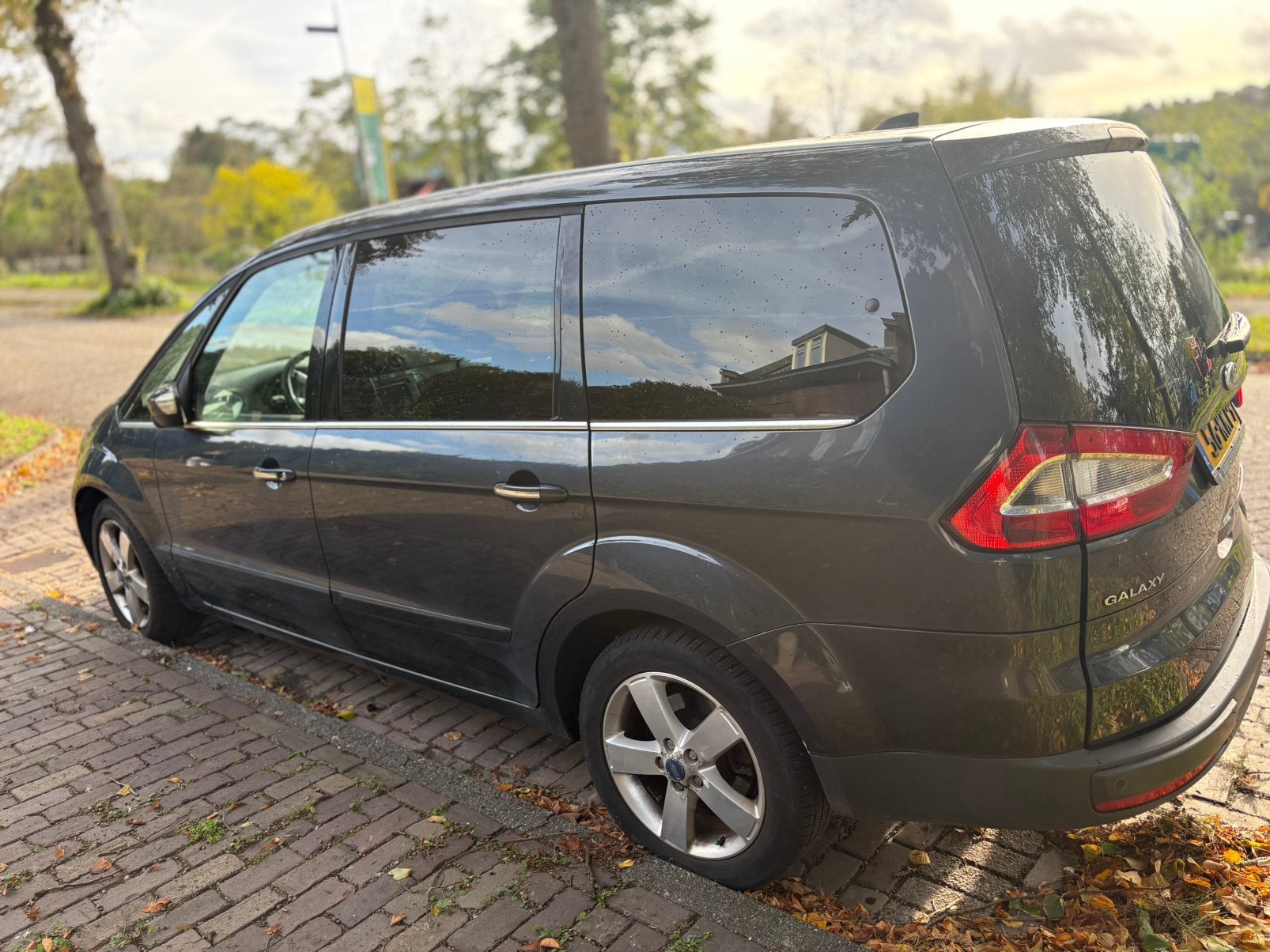 Ford Galaxy 2.0 16V 107KW 2010 Grijs, Auto's, Voorwielaandrijving, 145 pk, 4 cilinders, 7 stoelen