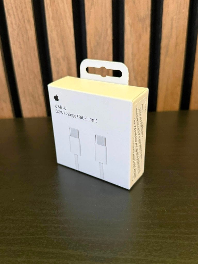 Apple USB-C 60W kabel (1 Meter) | Nieuwe iPhone oplader, Telecommunicatie, Mobiele telefoons | Telefoon-opladers, USB-C, Nieuw