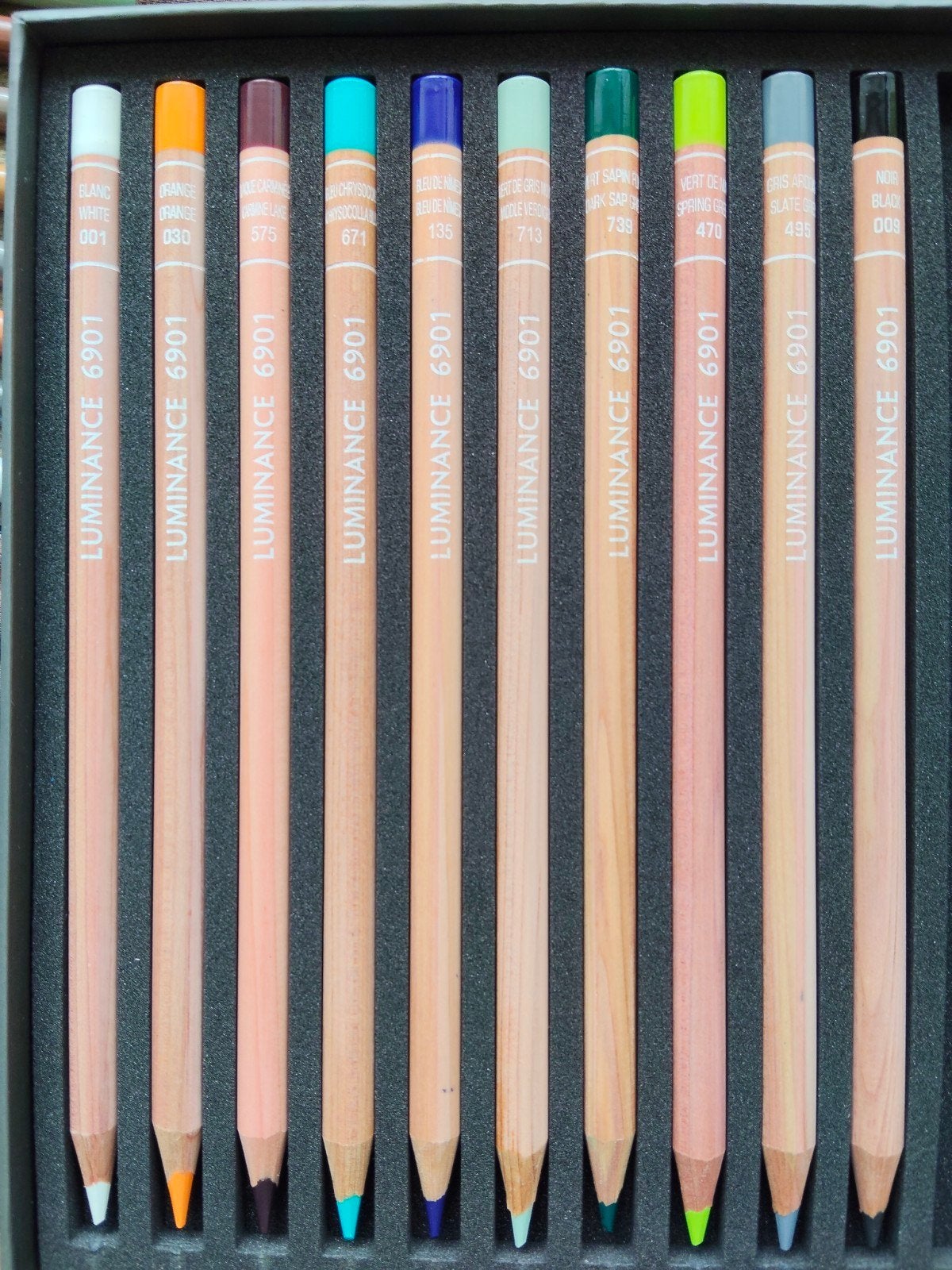 10 Caran d'Ache Luminance 6901 kleurpotloden Nieuw, Ophalen, Nieuw, Potlood of Stift