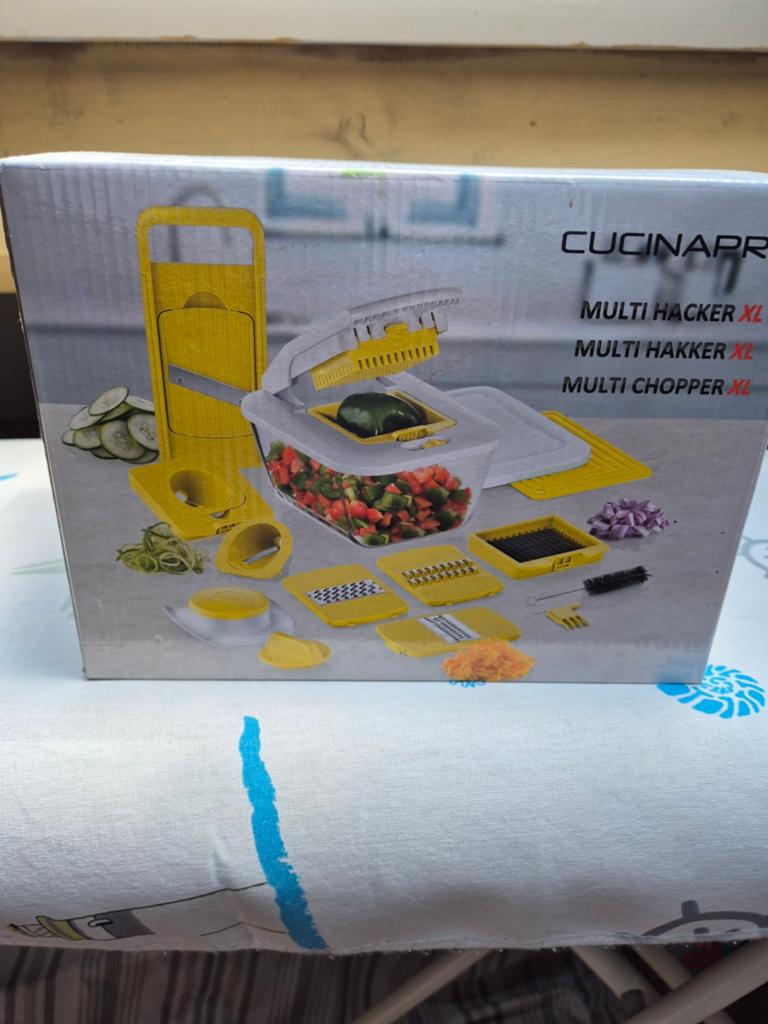 Groente snij apparaat met glazen ovenschaal, Huis en Inrichting, Snijmachine, Ophalen of Verzenden, Nieuw