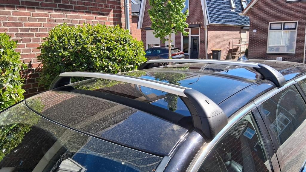 Volvo V70 dakdragers - origineel en zo goed als nieuw, Ophalen, Zo goed als nieuw