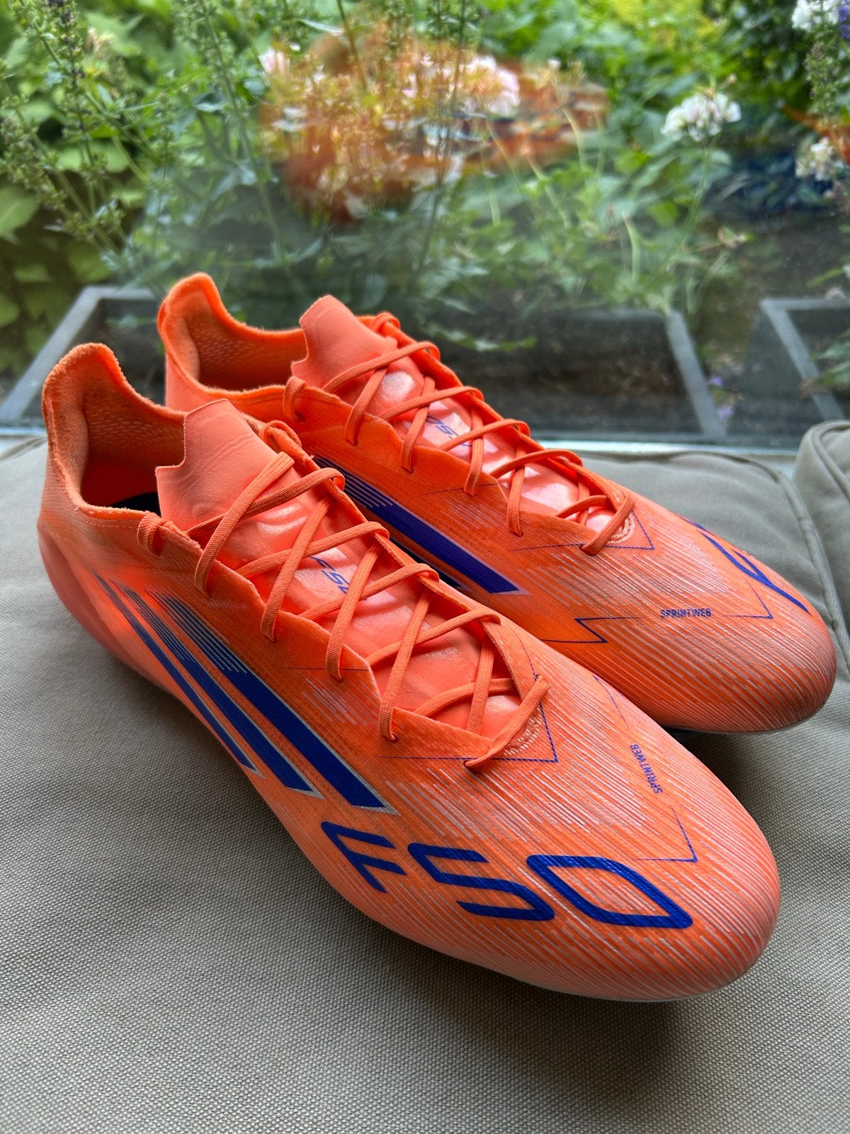 Zgan Adidas type F50 elite mt 45 1/2 voetbalschoenen, Ophalen, Maat XS of kleiner, Schoenen, Zo goed als nieuw