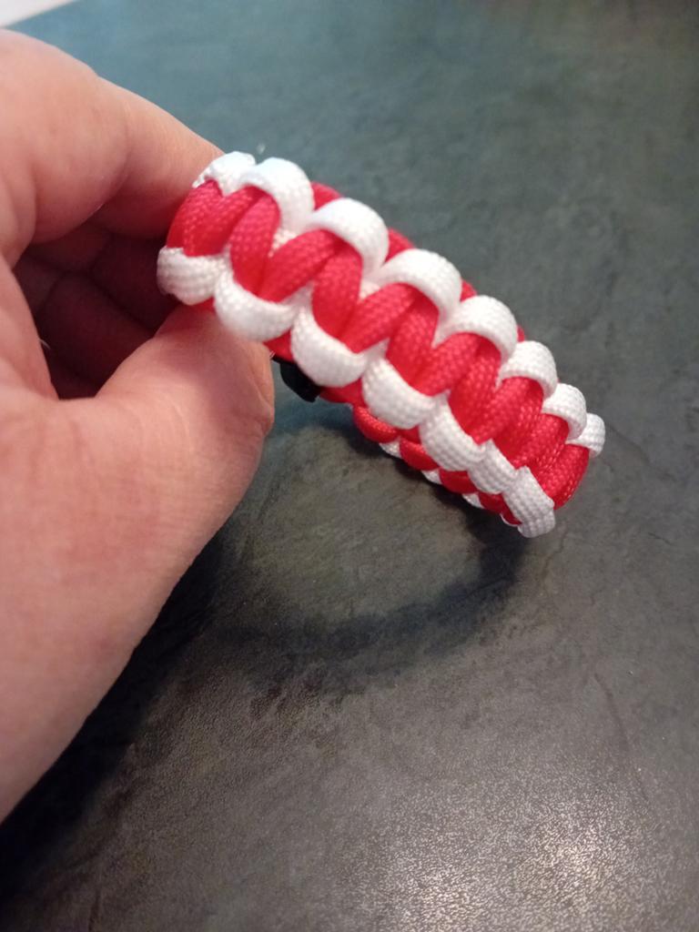 Paracord armband PSV Kampioen. Nieuw, Ophalen of Verzenden, Nieuw, Rood, Overige materialen