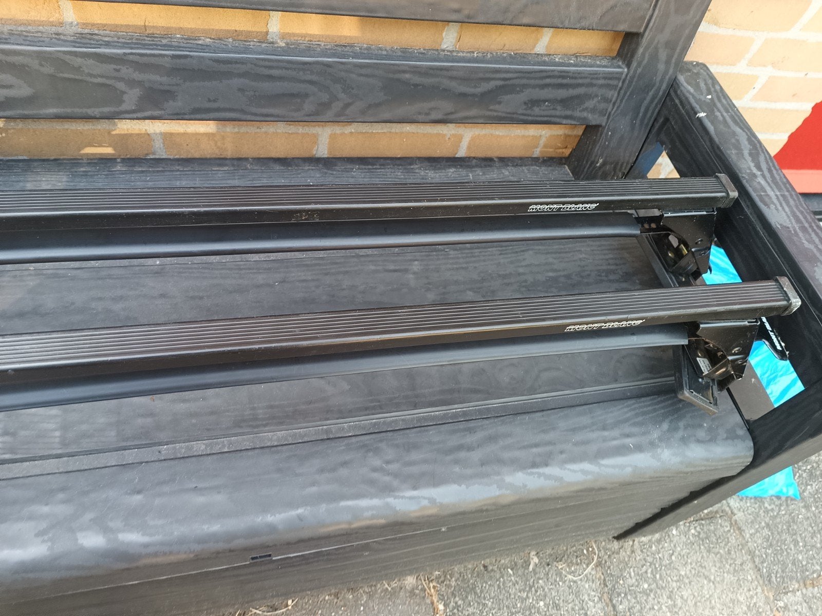 dakdragers 2 sets voor onder frame van het autodak, Ophalen