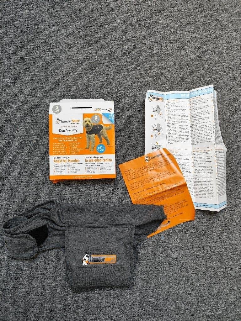 Thundershirt maat s, Dieren en Toebehoren, Overige merken, Verzenden, Zo goed als nieuw, Overige typen