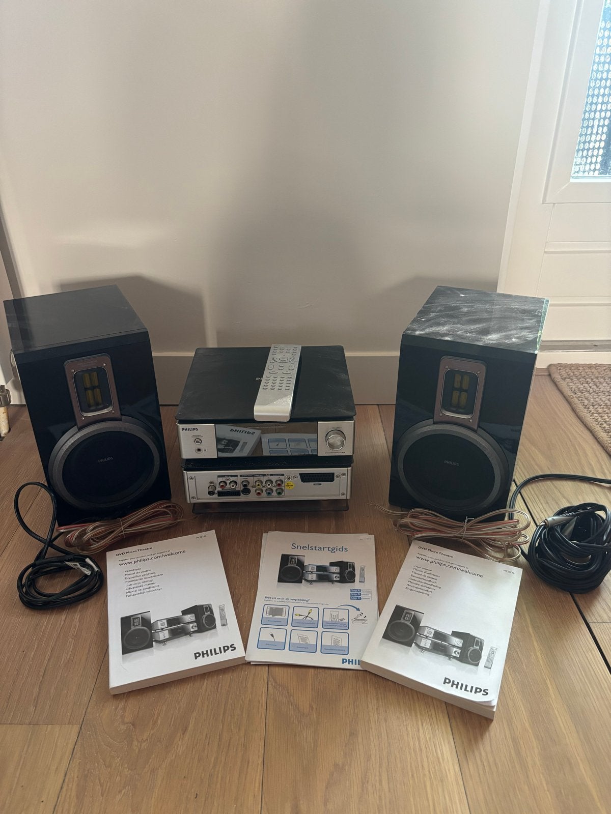Philips DVD Micro Theatre MCD716 - Gebruikt maar in goede st, Ophalen, Philips, Gebruikt, 2.1-systeem