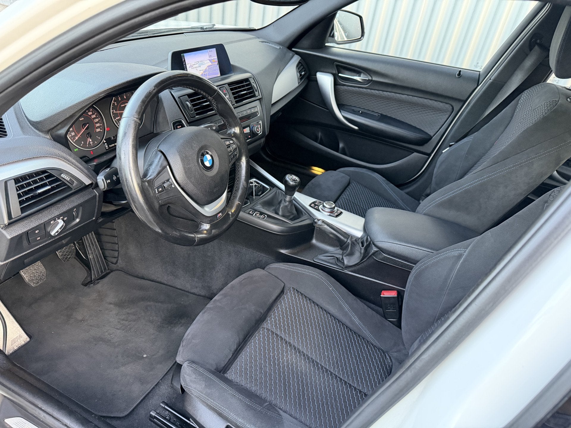 BMW 1-serie 116i Business+ Volledig M, Xenon, Navi, Cruise -, Auto's, 1-Serie, Gebruikt, Zwart, 4 cilinders