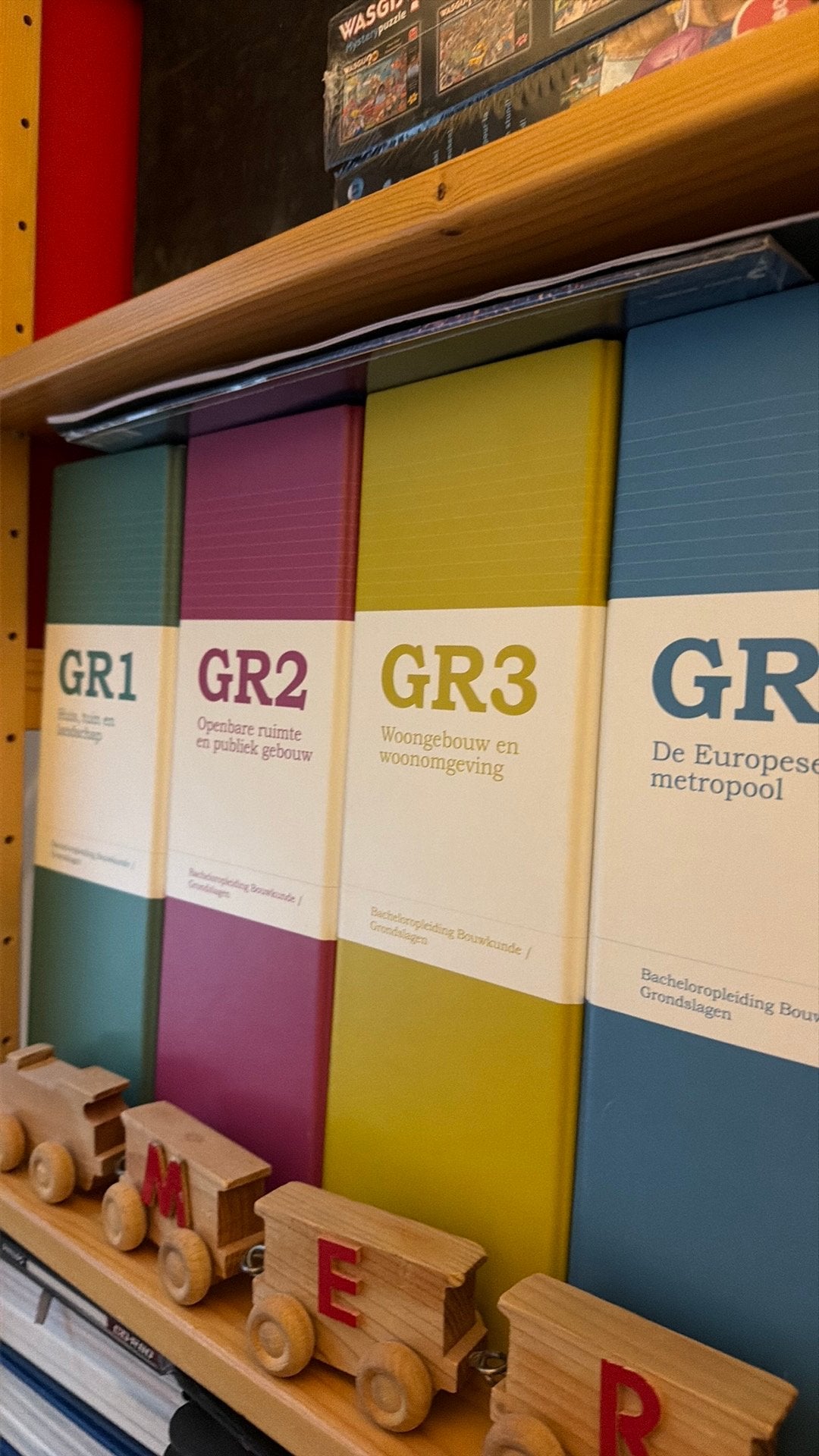 Grondslagen 1-4 architectuur tu delft, Ophalen, Beta, Zo goed als nieuw, WO