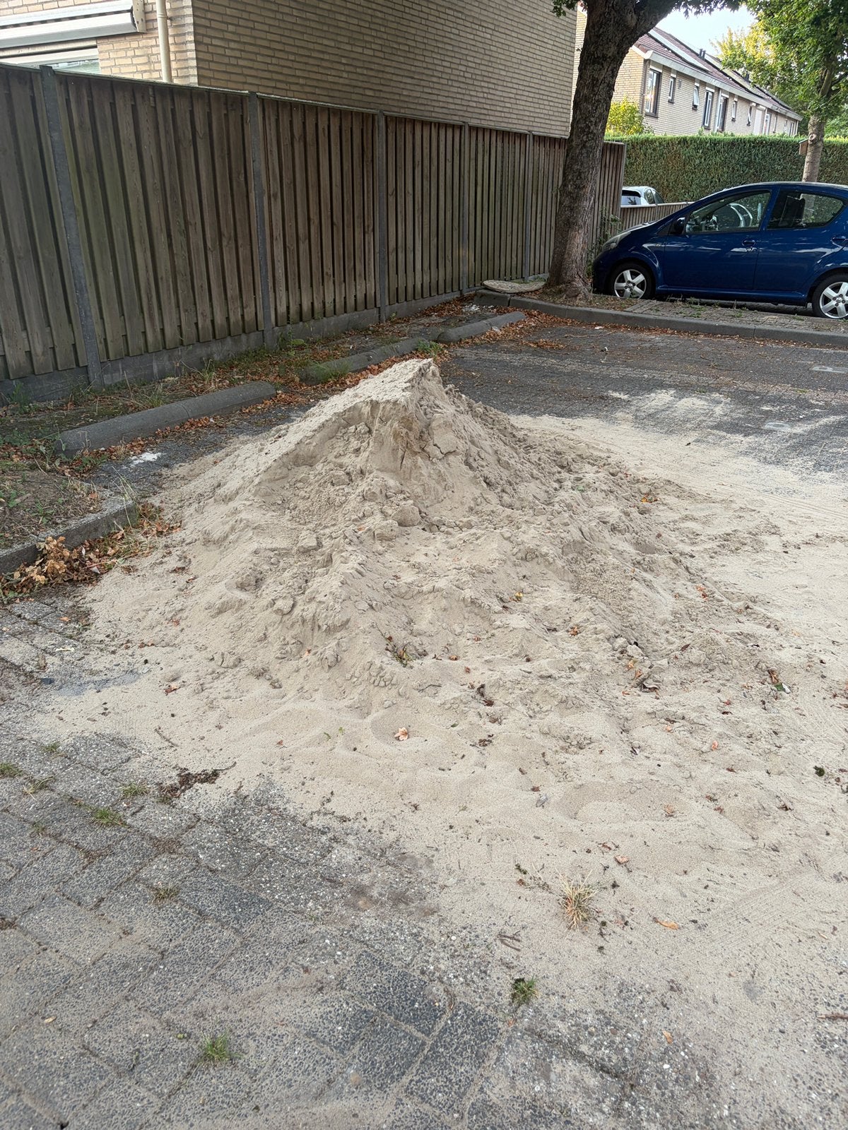 Gratis ophoogzand 0,5 a 1 m3, Ophalen, Zo goed als nieuw, Ophoogzand