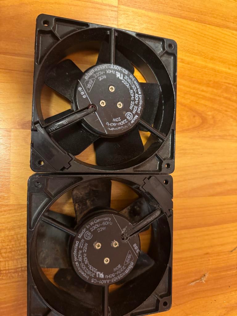 3x ebm-papst W2S110-AA01-C5 ventilator 230V 22W, Doe-het-zelf en Verbouw, Ventilatie en Afzuiging, Ophalen of Verzenden, Gebruikt