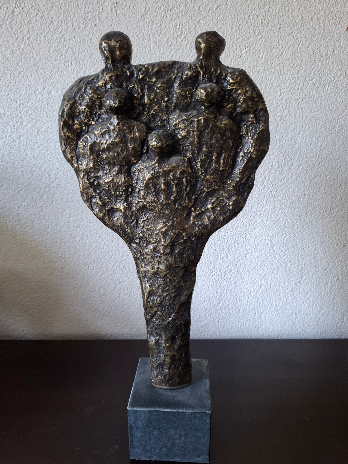Abstract bronzen beeld 'Familie' op sokkel, ruim 6kg, Antiek en Kunst, Kunst | Beelden en Houtsnijwerken, Ophalen of Verzenden