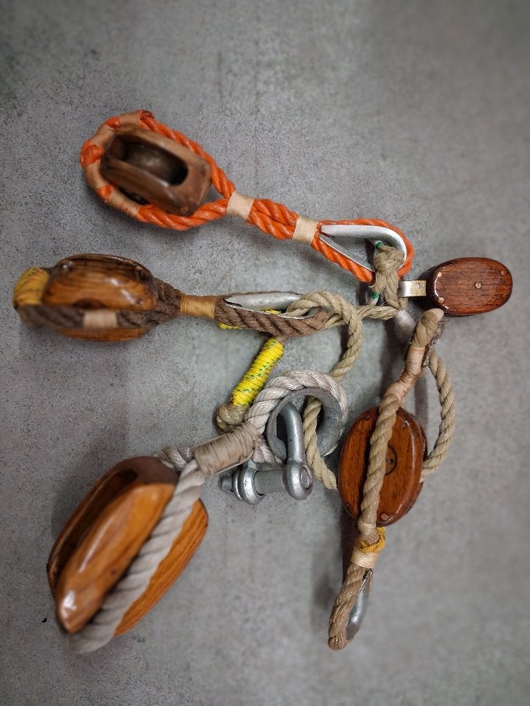 Houten blokken gebruikt platbodem 8,5 m', Watersport en Boten, 6 meter of meer, Gebruikt, Ophalen of Verzenden, Toebehoren