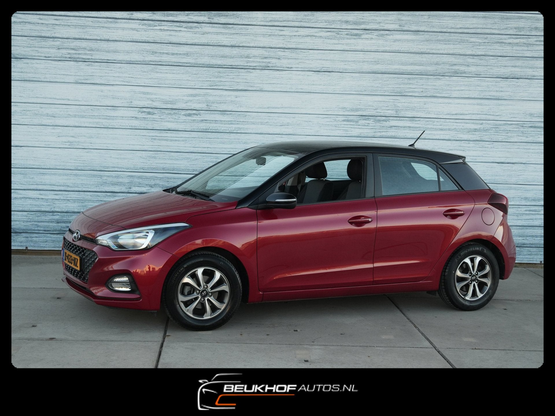 Hyundai I20 1.2 HP i-Motion Trekhaak Stoelverwarming Airco, Auto's, Voorwielaandrijving, 4 cilinders, Automatische klimaatregeling