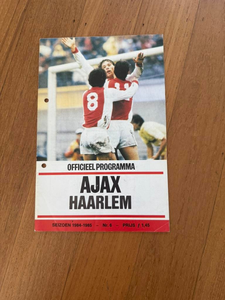12 ajax programmaboekjes met kaartje €15 per stuk, Verzamelen, Ophalen of Verzenden, Zo goed als nieuw, Ajax
