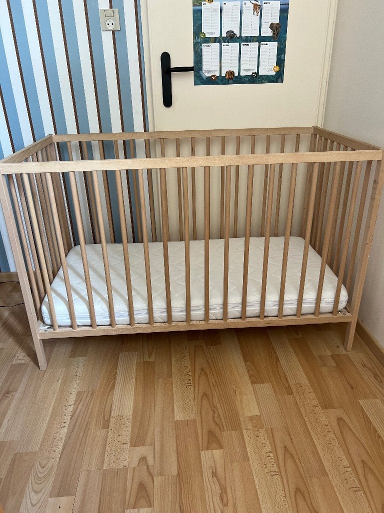 Ledikant IKEA Sniglar Aerosleep matras, Ophalen, Zo goed als nieuw, Ledikant