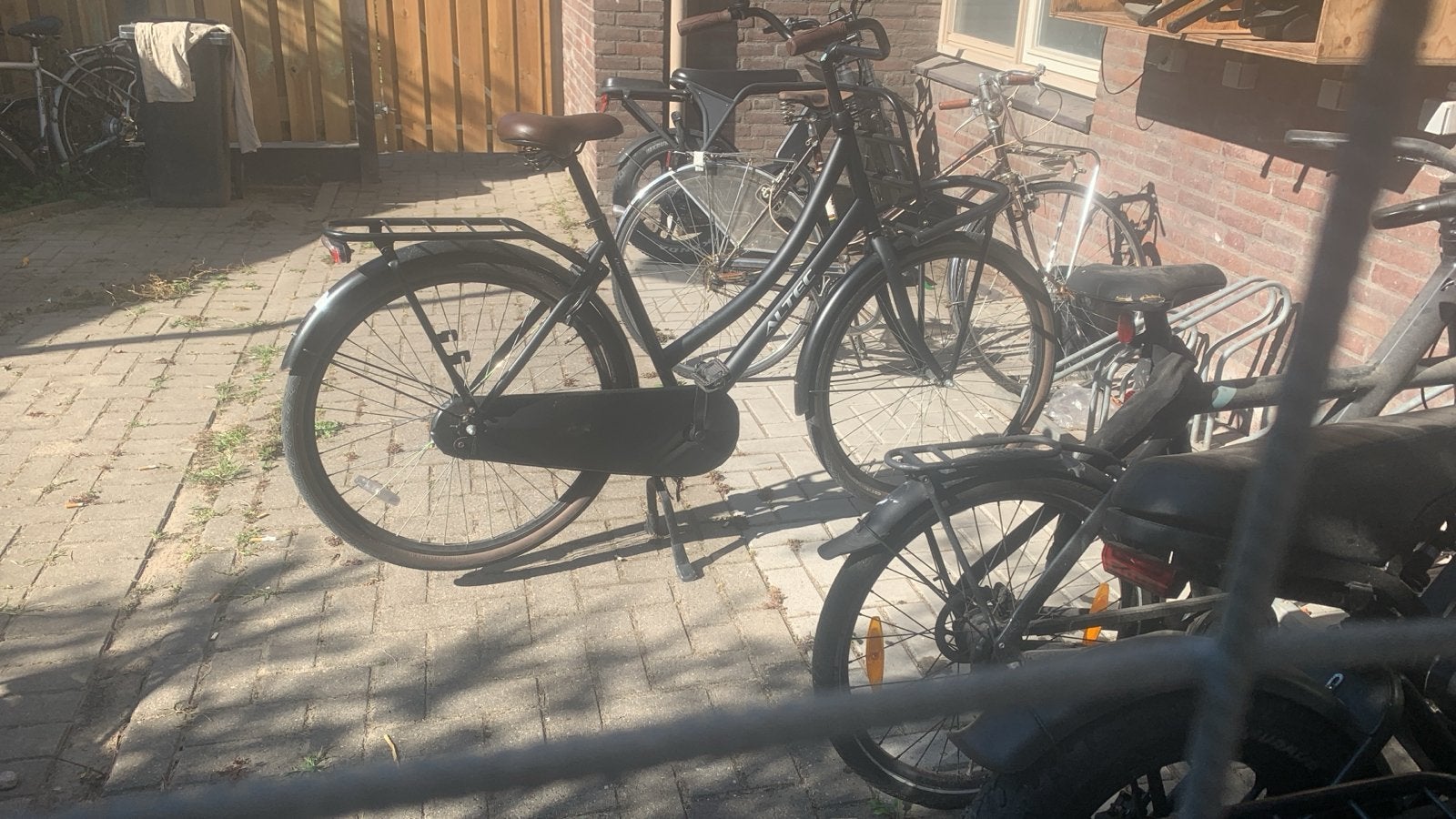 Nette zwarte damesfiets met mandje, Overige merken, Terugtraprem, Ophalen of Verzenden, 53 tot 56 cm