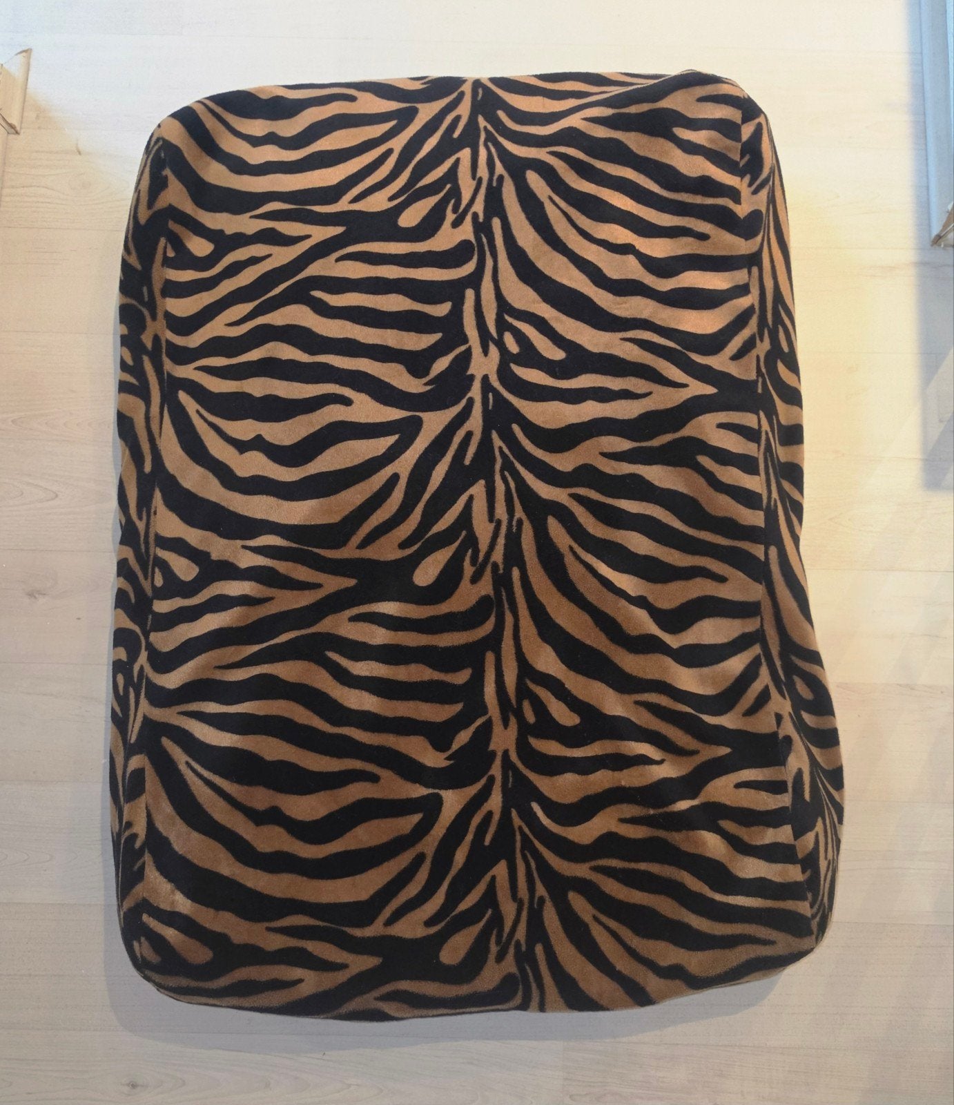 Te koop hondenkussen met wisselbare hoes., Ophalen, Zo goed als nieuw, Polyester