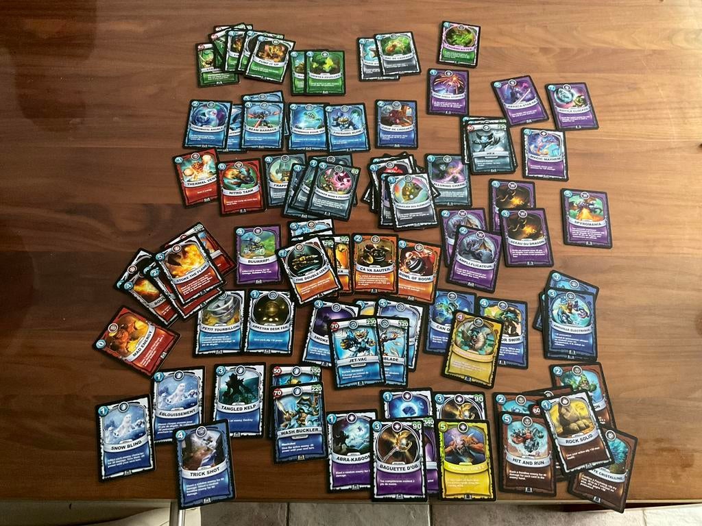 Skylanders Battlecast kaarten - 2 sets, Avontuur en Actie, 2 spelers, Ophalen of Verzenden, Zo goed als nieuw