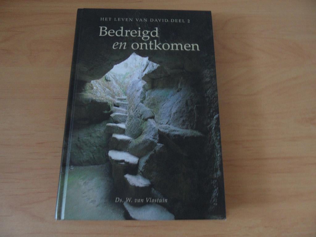 Bedreigd en ontkomen- Ds W van Vlastuin, Boeken, Ophalen of Verzenden, Zo goed als nieuw, Christendom | Protestants