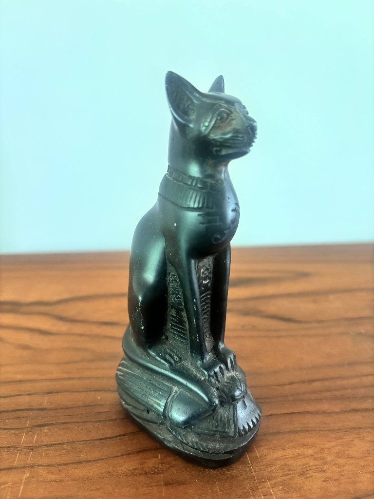 Beeldje Egyptische kat met scarrabee, Ophalen