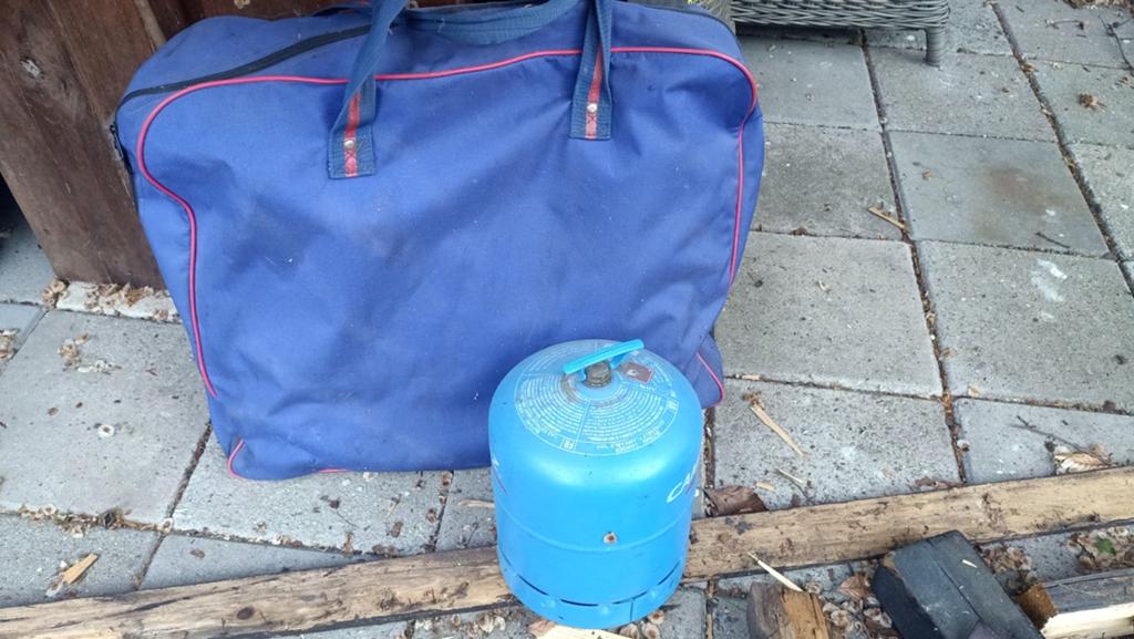 Campinggas Skottelbraai, Ophalen