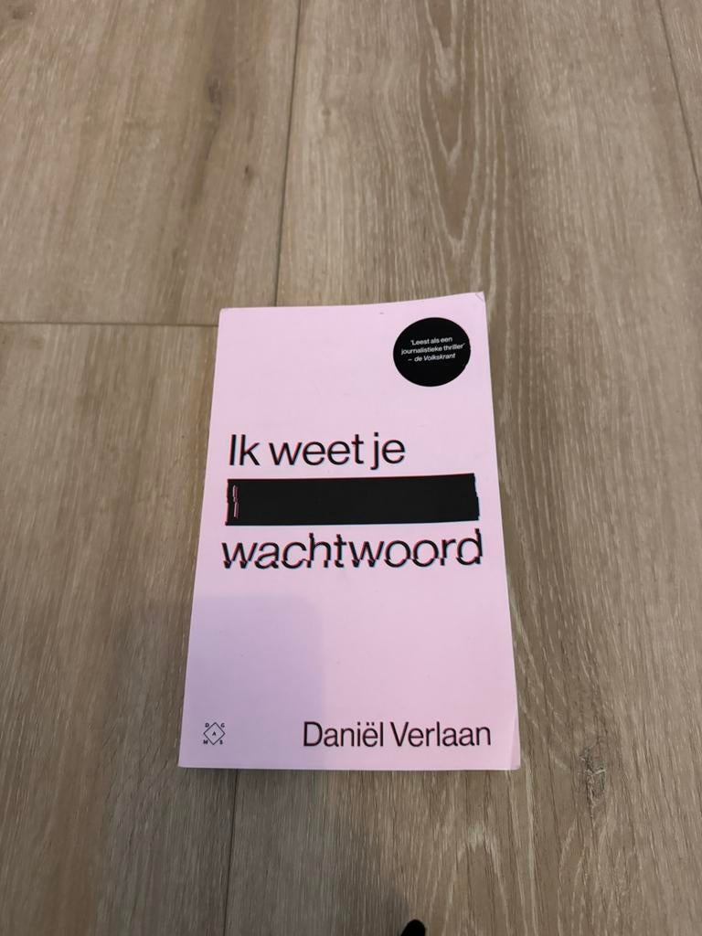 Boek; ik weet je wachtwoord, Ophalen of Verzenden, Zo goed als nieuw