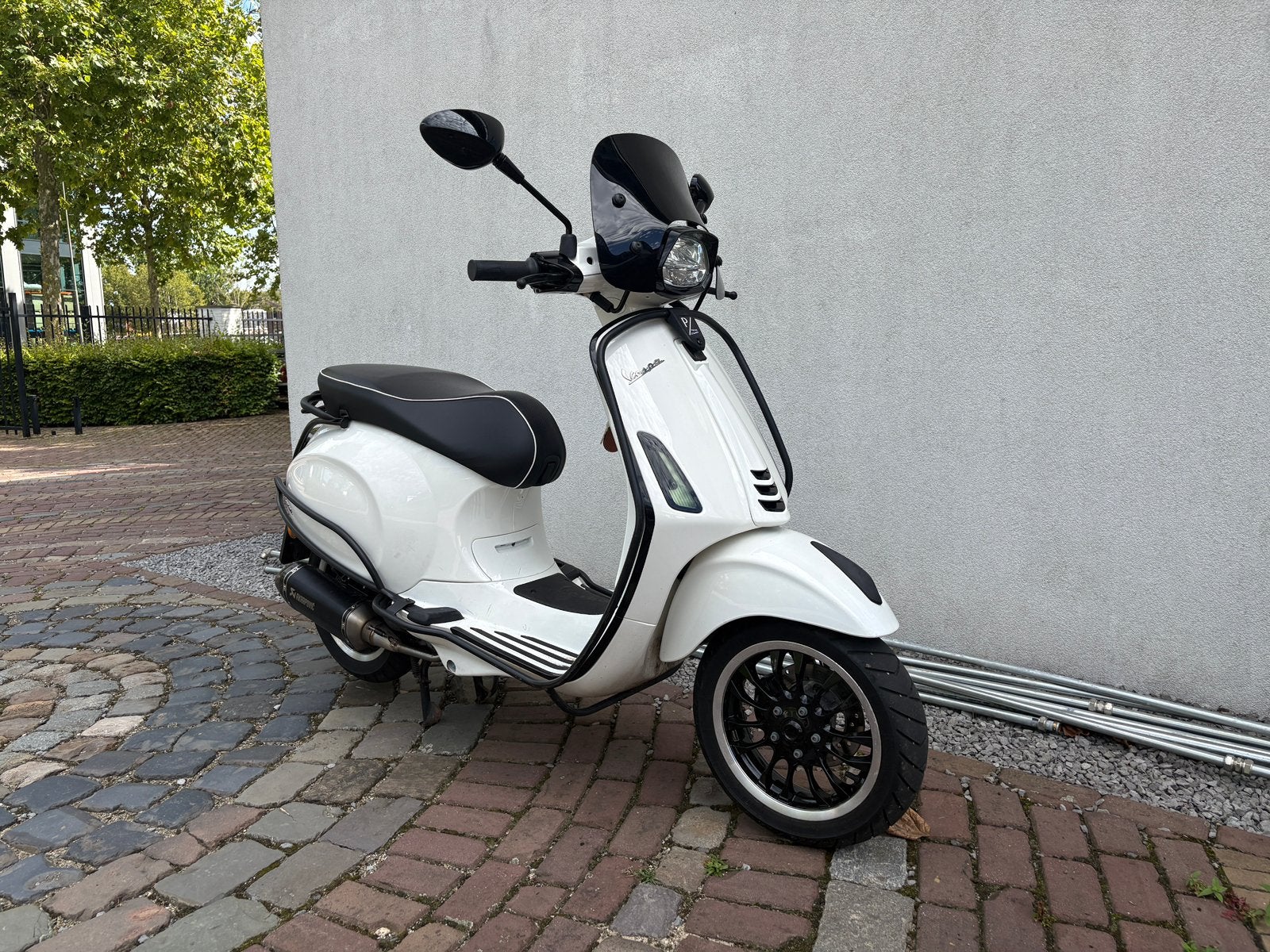 ️ Vespa sprint 50 custom Akrapovice ️, Fietsen en Brommers, Scooters | Vespa, Ophalen, Maximaal 45 km/u, Zo goed als nieuw, Benzine