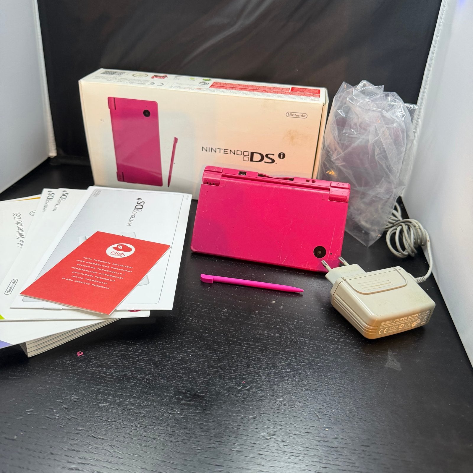 Nintendo DSi Pink - Complete Boxed Set, Spelcomputers en Games, Dsi, Ophalen of Verzenden, D, Roze