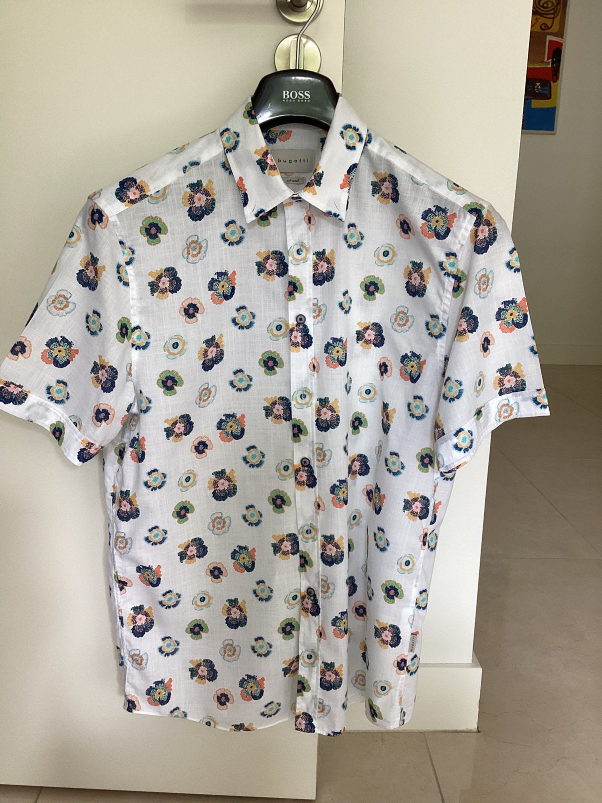 Bugatti overhemd met korte mouw. Bloemmotief. Maat M (39/40), Kleding | Heren, Overhemden, Zo goed als nieuw, Halswijdte 39/40 (M)