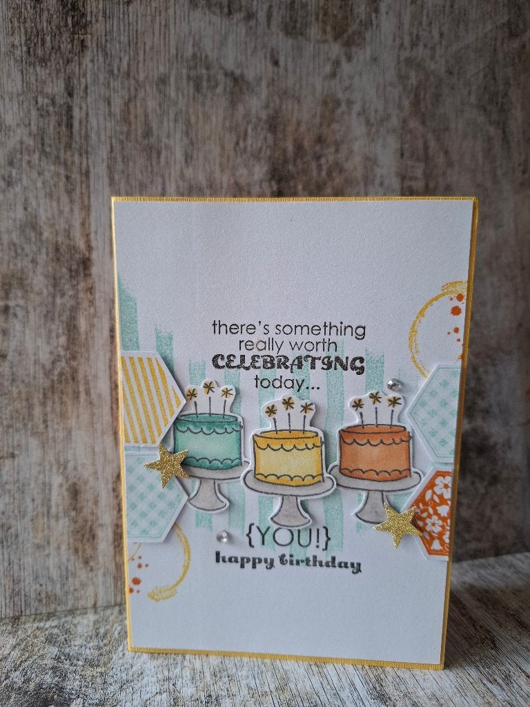 kaart Stampin' Up! happy birthday, 3 taartjes, Ophalen of Verzenden, Nieuw, Overige thema's