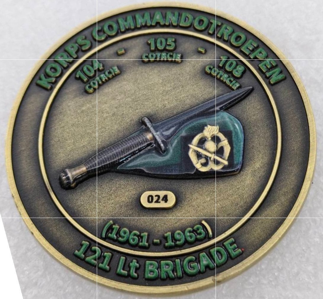 Coin Korps Commandotroepen 1961-1963 koude oorlog, Ophalen of Verzenden, Landmacht, Nederland, Embleem of Badge