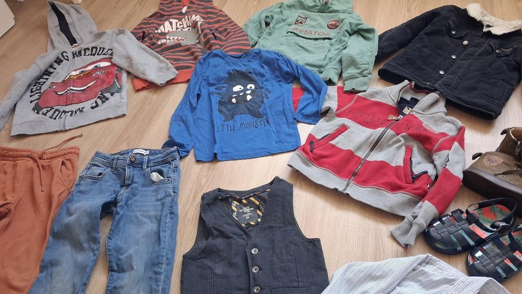 Kledingpakket jongens  truien, broeken, vest, Ophalen of Verzenden, Gebruikt