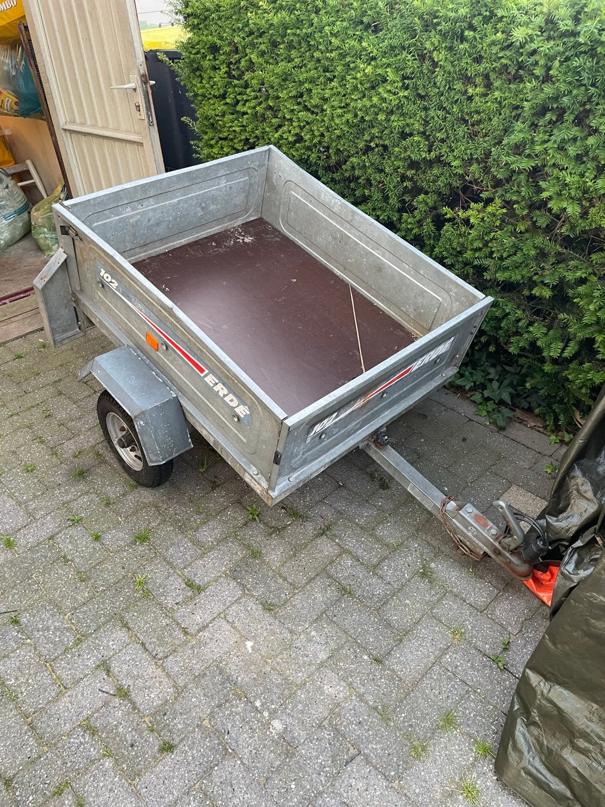 Erde 102 aanhanger - lampjes nakijken, Ophalen, Gebruikt