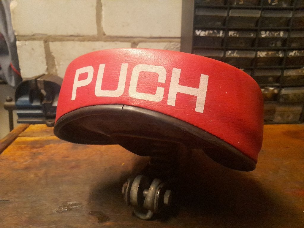 Puch Maxi 2 Tone zadel origineel met werk, Ophalen, Gebruikt, Zadel