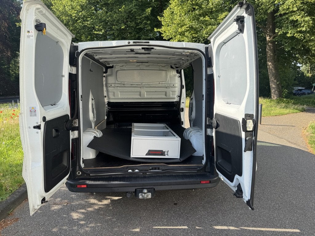 Renault Trafic 1.6 dCi T27 L1H1 AIRCO, RIJKLAAR (bj 2018), Voorwielaandrijving, Bluetooth, Gebruikt, Euro 6