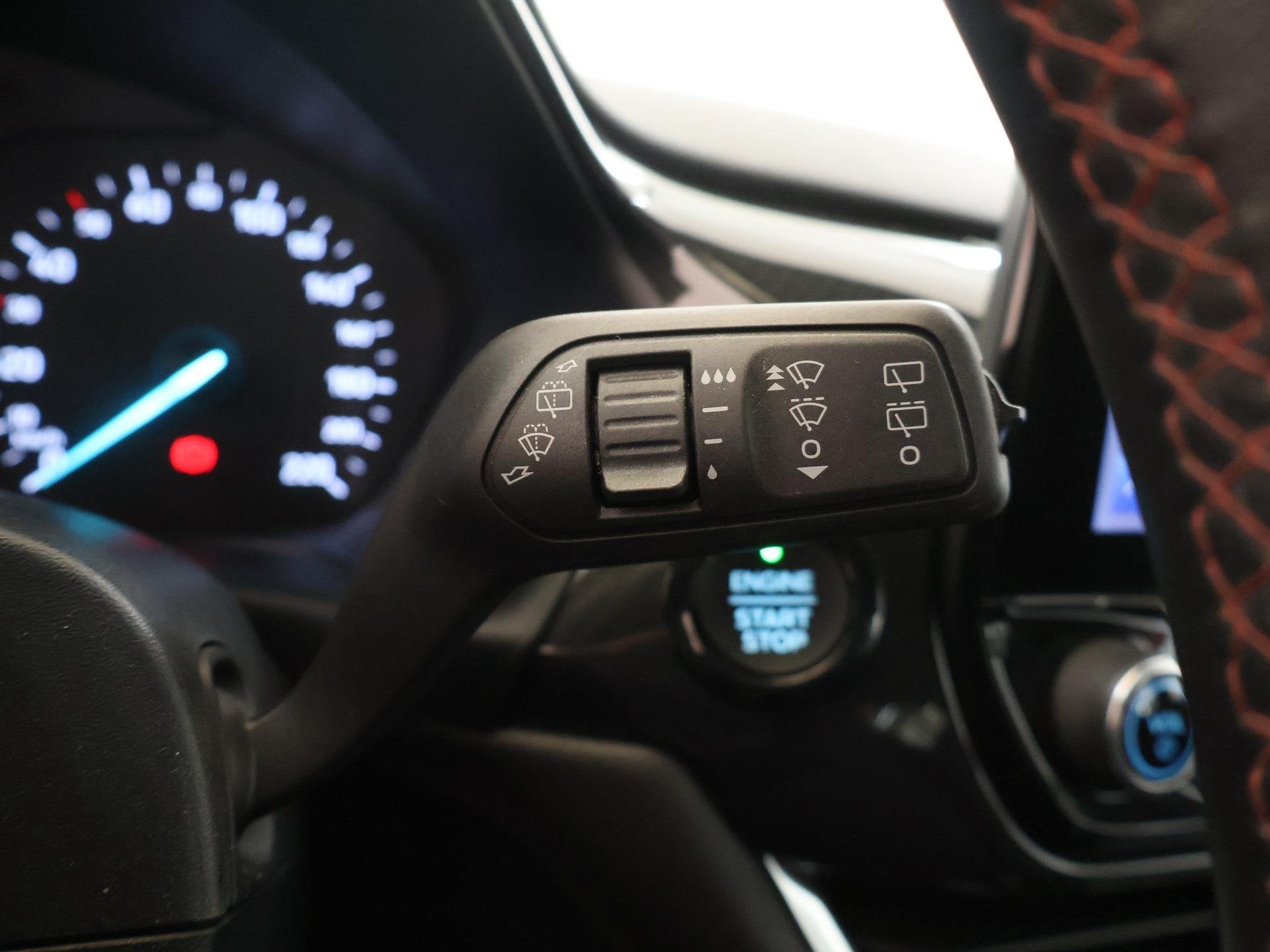 Foto 30 van Ford Fiesta 1.0 EcoBoost ST-Line | Navigatie | Climate Contr