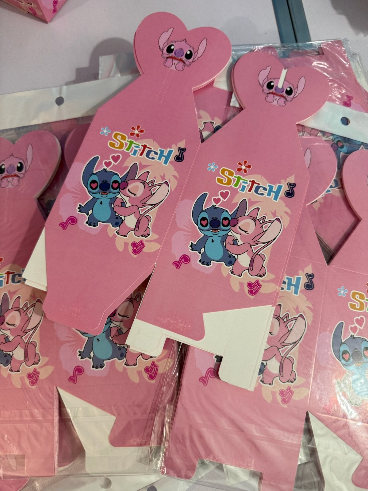 Stitch roze traktatie doosje, Ophalen of Verzenden, Nieuw, Feestartikel, Verjaardag