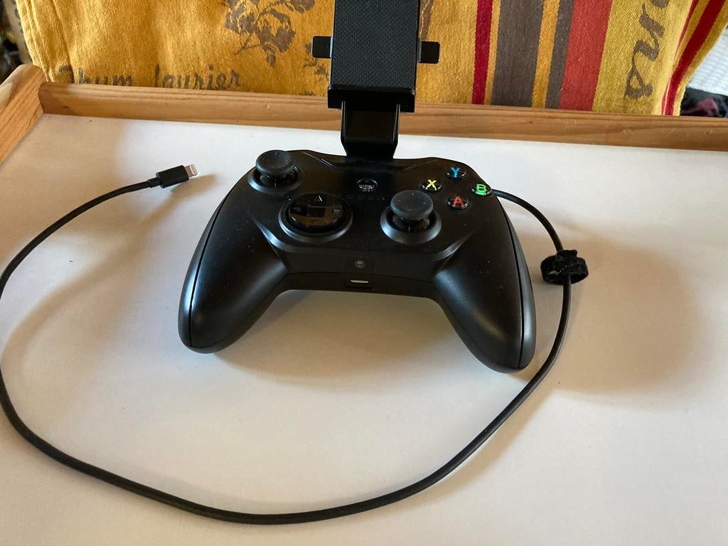 Console voor telefoon met lightning aansluiting, Ophalen of Verzenden, Zo goed als nieuw, Overige typen, Apple iPhone