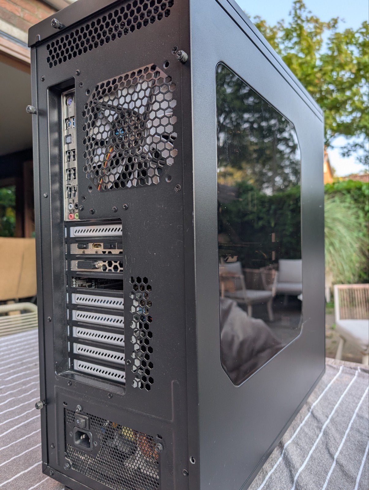 basic gaming pc, Ophalen of Verzenden