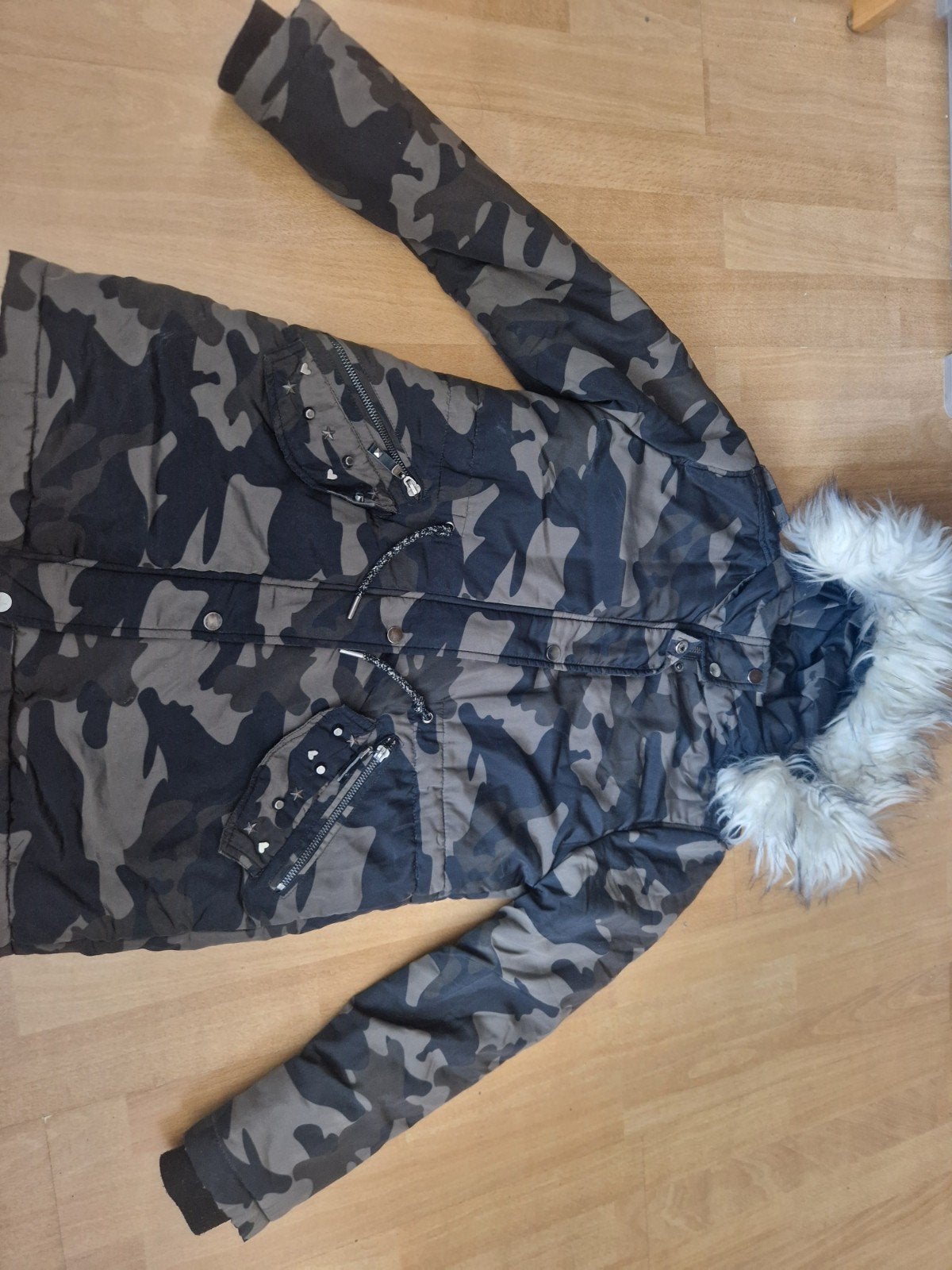 Maat 146-152 winterjas camouflage meisje, Coolcat., Ophalen of Verzenden, Meisje, Jas
