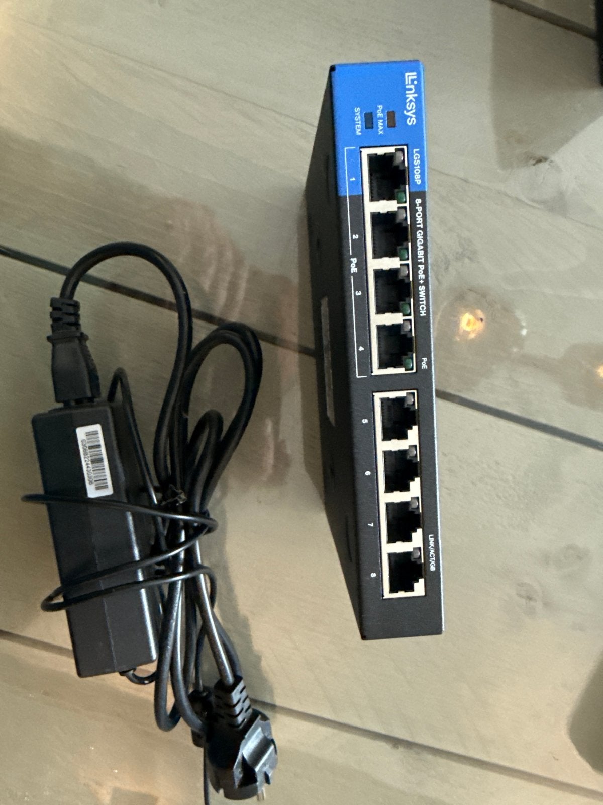 Linksys LGS108P PoE Switch - 8-poorts Gigabit, Computers en Software, Ophalen of Verzenden, Zo goed als nieuw