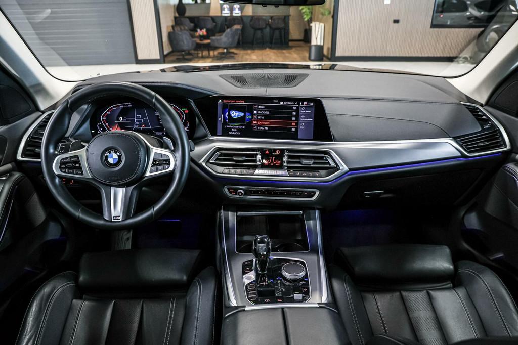 BMW X5 xDrive40i High Executive|Achterasbesturing|ACC|Pano, Gebruikt, Met garantie (alle), 340 pk, Bedrijf
