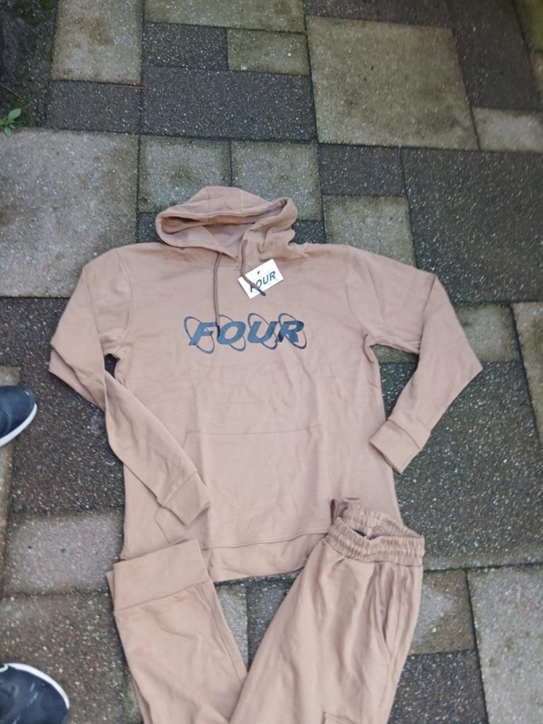 Four Amsterdam heren pak maat Xl, Kleding | Heren, Sportkleding, Ophalen of Verzenden, Zo goed als nieuw, Maat 56/58 (XL), Algemeen
